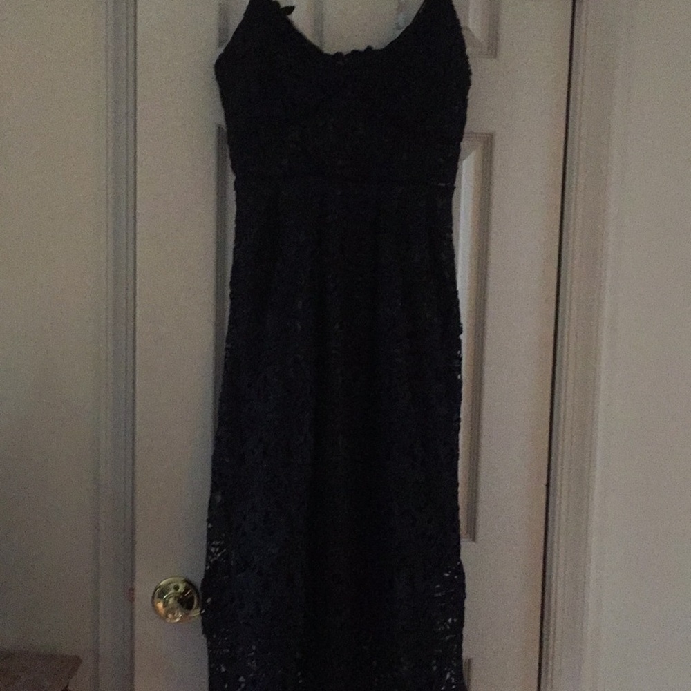 Ori-ali Black applique t-length dress
